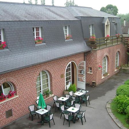 Hotel Le Clos Du Montvinage Étréaupont Exterior foto
