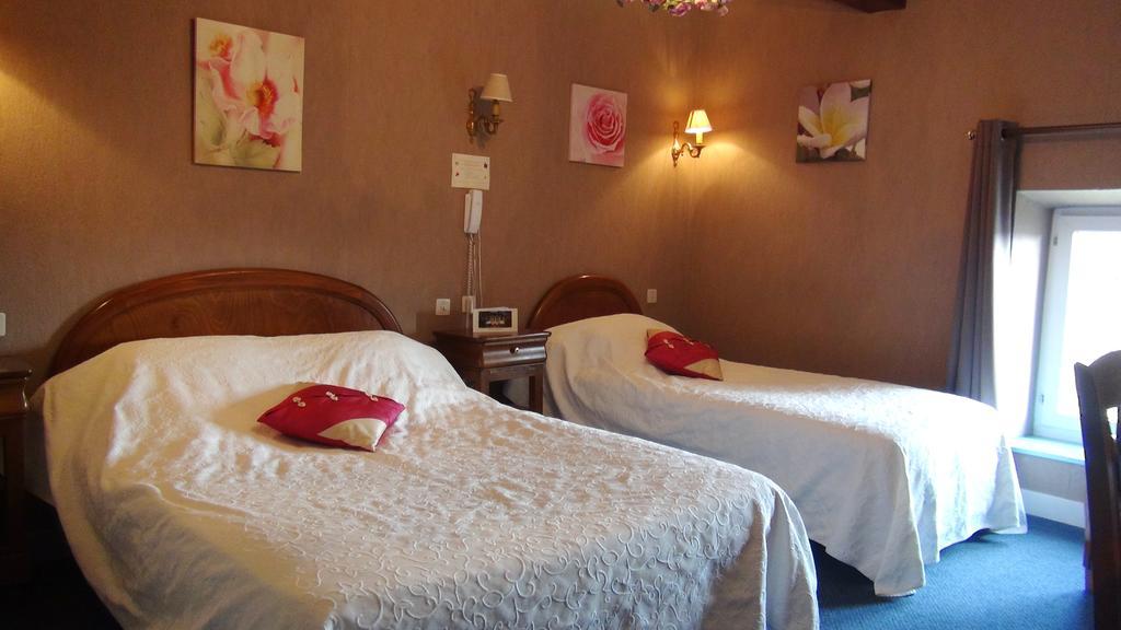 Hotel Le Clos Du Montvinage Étréaupont Zimmer foto