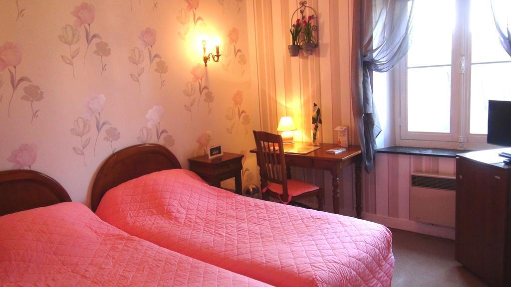 Hotel Le Clos Du Montvinage Étréaupont Zimmer foto